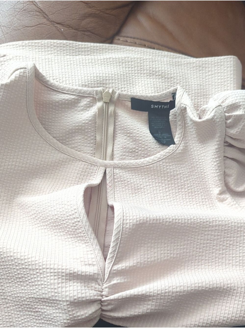 SMYTHE Keyhole Ruched Top - Picture 9 of 9